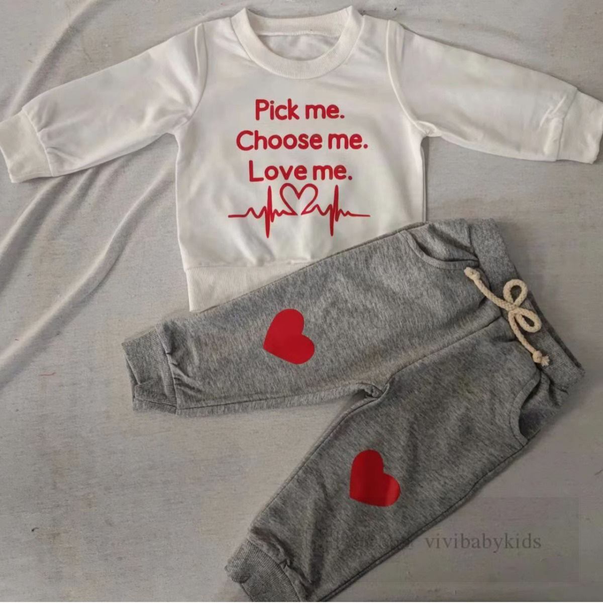 2024 Spring Infant kids clothes sets little boys love heart letter printed sweatshirt pants Valentine's Day baby casual outfits Z6388