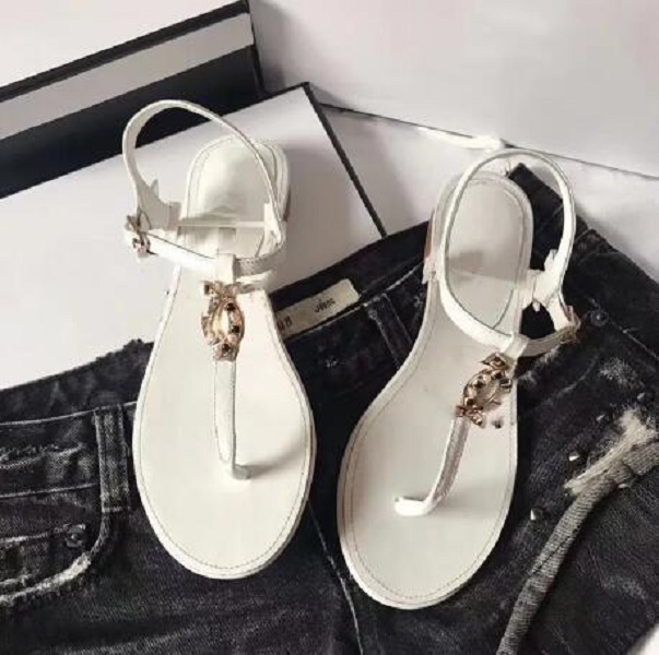 6008 French designer Women Slippers Clip Toe Flat Sandals Summer T Tied Ladies Shoes Beach Casual Woman luxury channel Flip Flops Fashion Female Leather Footwear