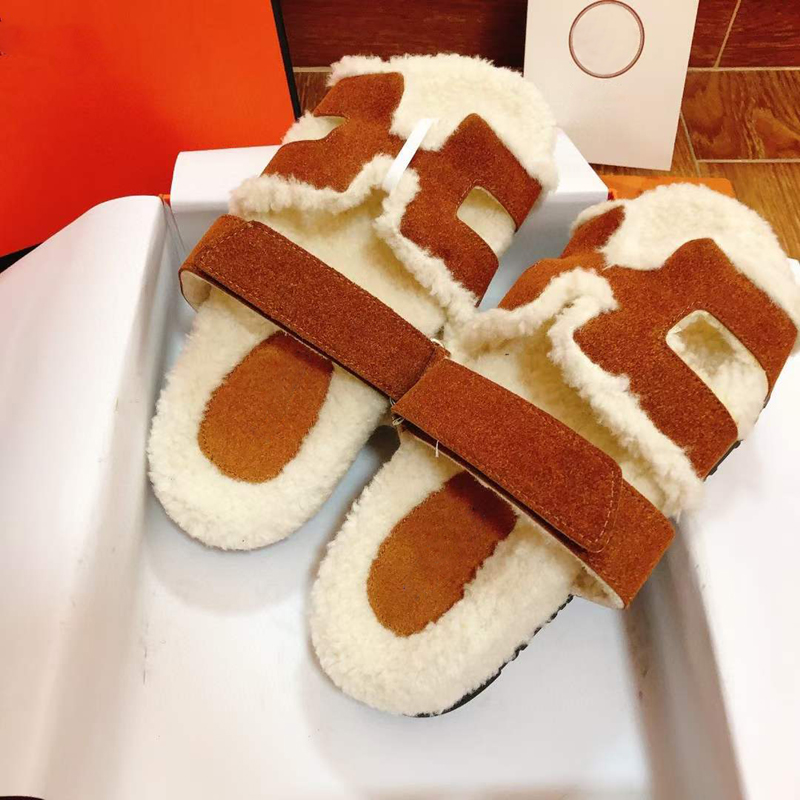 Famous Spring Fall Chypre Fluffy Slippers Sandals Flats Sliders Italy Men Women Senior Front Strap Magic Stick Brown Calfskin Slides Design Hotel Slipper Box EU 35-46