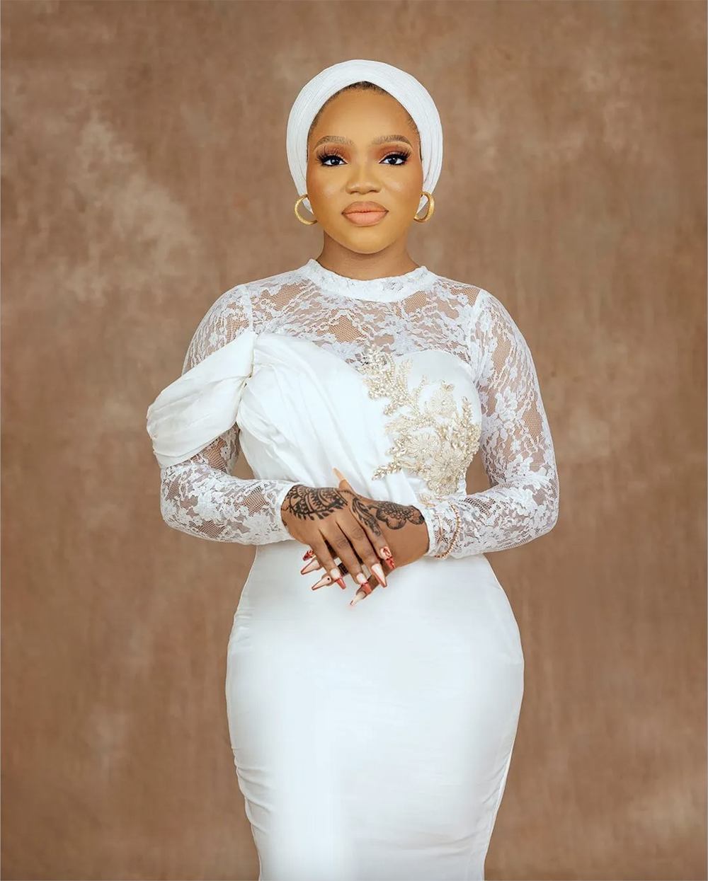 2024 Plus Size Arabisch Aso Ebi Meerjungfrau Spitze Sexy Hochzeitskleid Perlen Kristalle Satin Brautkleider Kleider