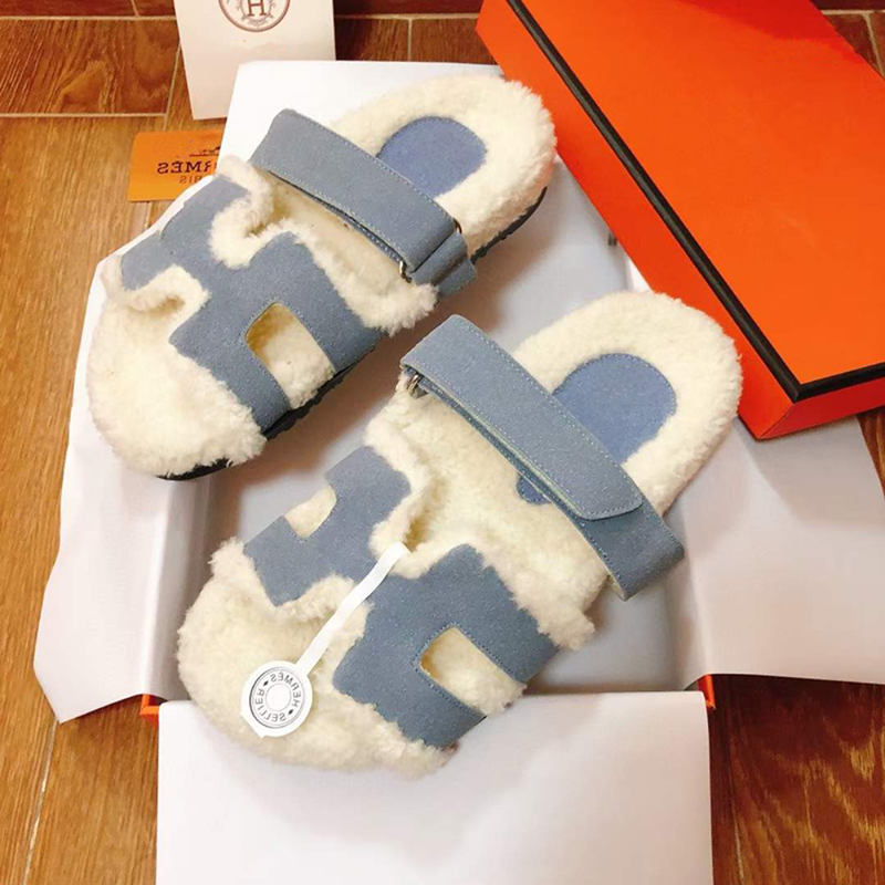 Famous Spring Fall Chypre Fluffy Slippers Sandals Flats Sliders Italy Men Women Senior Front Strap Magic Stick Brown Calfskin Slides Design Hotel Slipper Box EU 35-46