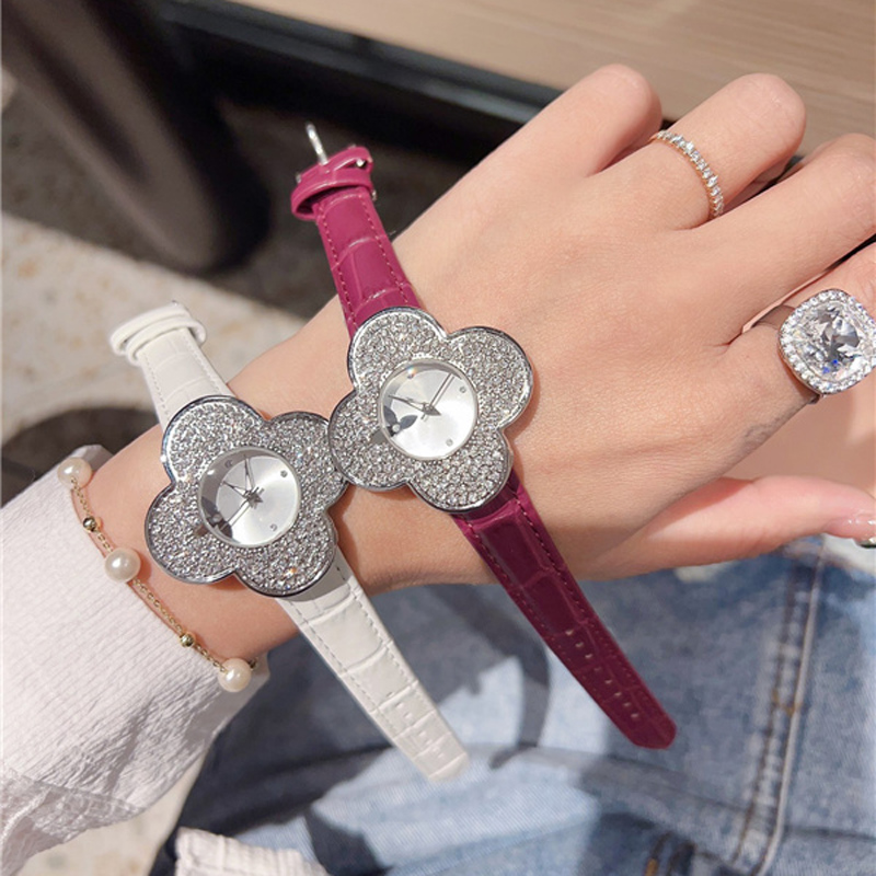 Mode pleine marque montre-bracelet femmes dames cristal fleur Style luxe avec Logo bracelet en cuir horloge à Quartz L94