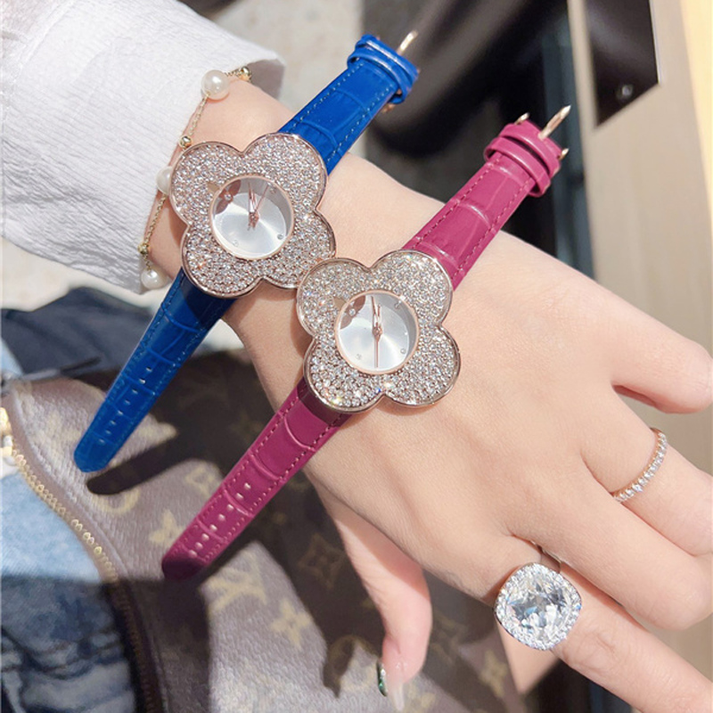 Mode pleine marque montre-bracelet femmes dames cristal fleur Style luxe avec Logo bracelet en cuir horloge à Quartz L94