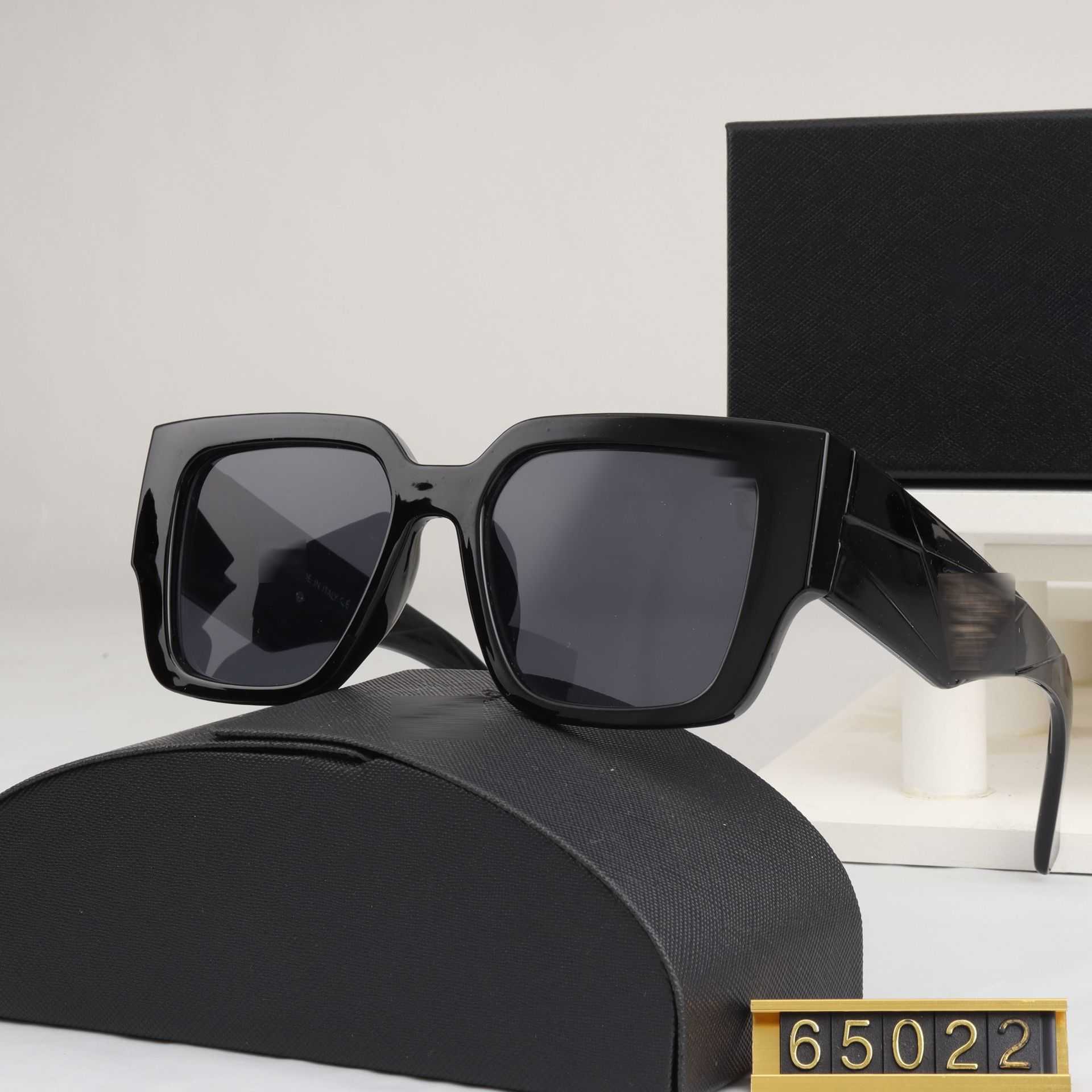 Designer de óculos de sol Triangle P 2023 Pujia Novos óculos de sol de moda de alta definição com gradiente quadrado Óculos de sol tendência 22056