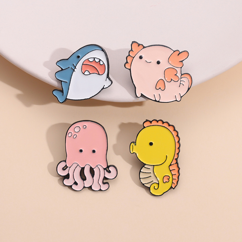 Brooches Pins for Women Fashion Funny Sea Horse Whale Octopus Ocean Badge for Dress Cloths Bags Decor Cute Enamel Metal Jewelry Wholesale