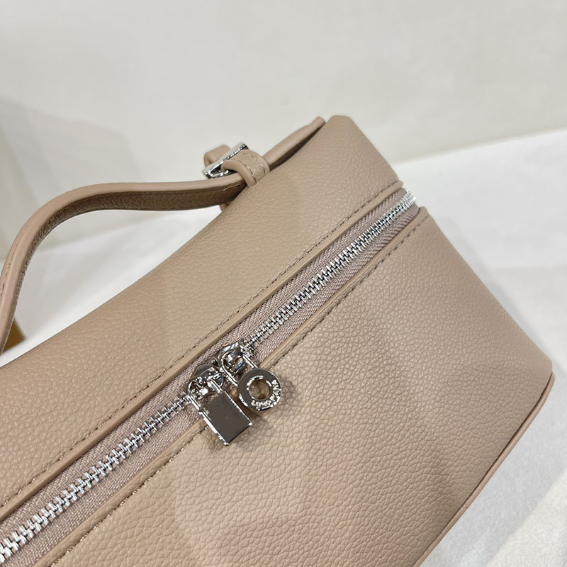 Fashion Designer Woman Bag Shoulder bags leather bag fashion popular cosmetic case large capacity versatile slung handbag