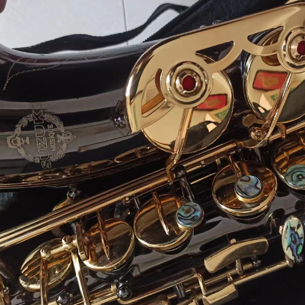 Ny ankomst japansk Suzuki altsaxofon E-platt mässing nickelpläterade abalone nycklar svart kropp guld nyckel jazzinstrument med tillbehör