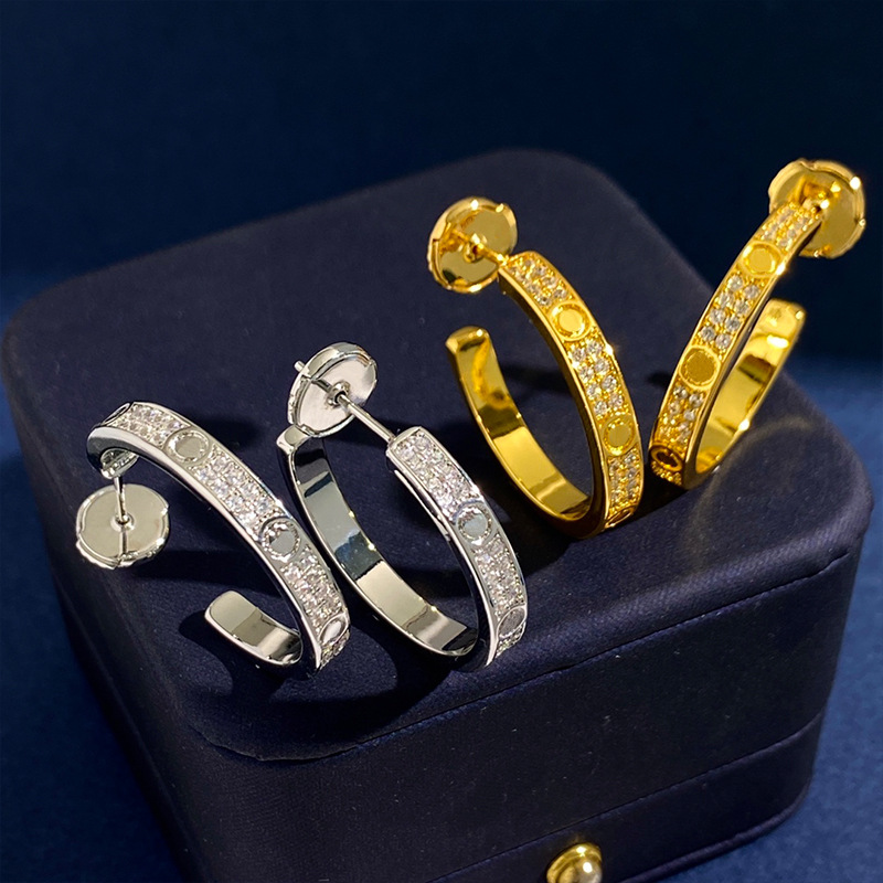 Nowo zaprojektowane luksusowe kolczyki pełne diamentowe kolczyki w kształcie litery C duże kolczyki pełne niebo kolczyki w kształcie gwiazdek obręcze do uszu kobiety kolczyki do uszu biżuteria