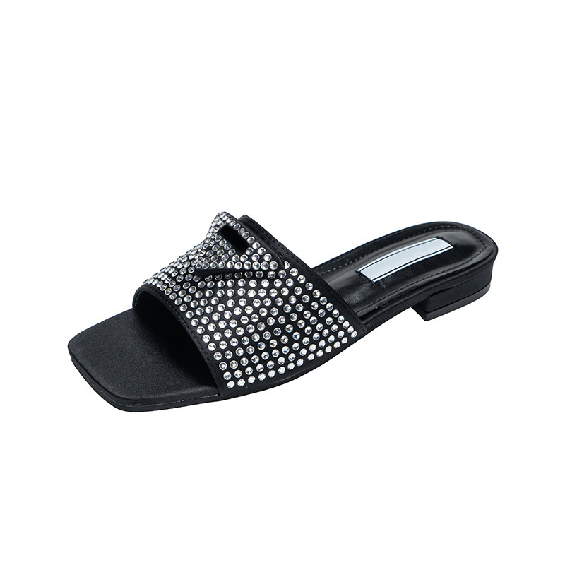 Moda Sandálias de chinelo decorativo de cristal brilhante Bling shinestone drill girls Girls Slipper Triangle P Logo Plat Mules Beach Outdoor Men Flip Flip Slides Sliders Sliders