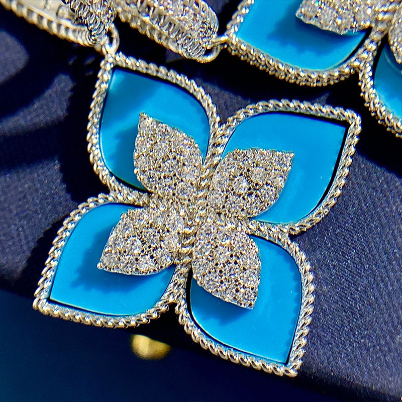 Новые спроектированные блестящие бриллианты в форме цветочных подвеска женские серьги Трехмерные длинные серьги Дизайнерские ювелирные изделия P03