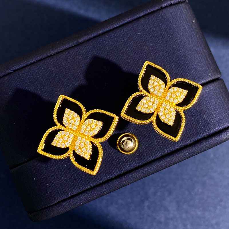 New designed Ear studs Luxurious carved design diamond studded four petal flower women's earrings Designer Jewelry P05