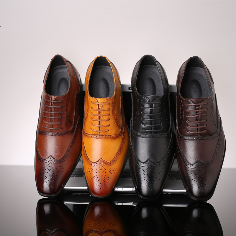 Europe hommes Oxford chaussures en cuir formel bout pointu robe d'affaires Brogue appartements hommes chaussures de mariage grande taille