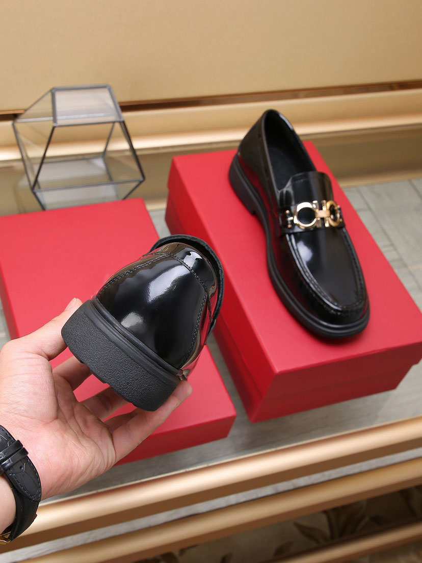 Sapatos sociais masculinos elegantes para festas de negócios 2023 Sapatos de casamento de marca de moda Oxfords sapatos masculinos ao ar livre casuais mocassins tamanho 38-44