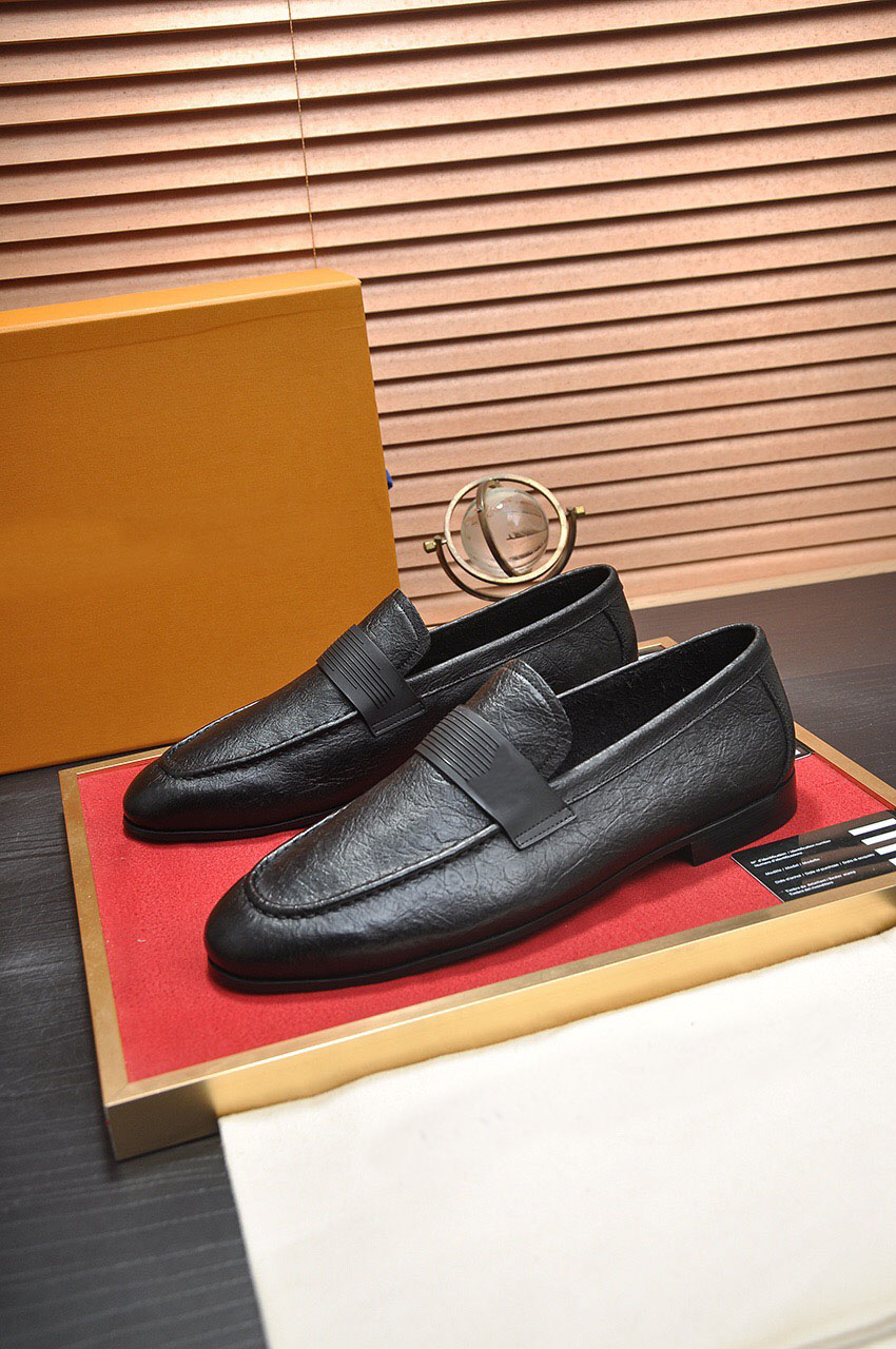 Nouveau 2023 hommes en cuir véritable chaussures habillées formelles haute qualité Brogues mocassins décontractés à la main fête de mariage Oxfords taille 38-45