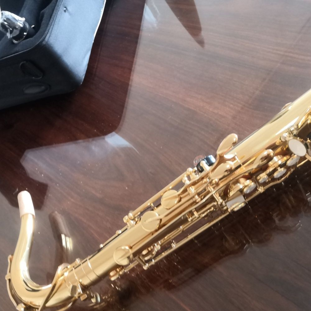 Professionele TS-710 tenorsaxofoon Bb-stemming messing gelakte gouden keteltoetsen één op één uitgesneden patroon houtblazersinstrument met accessoires