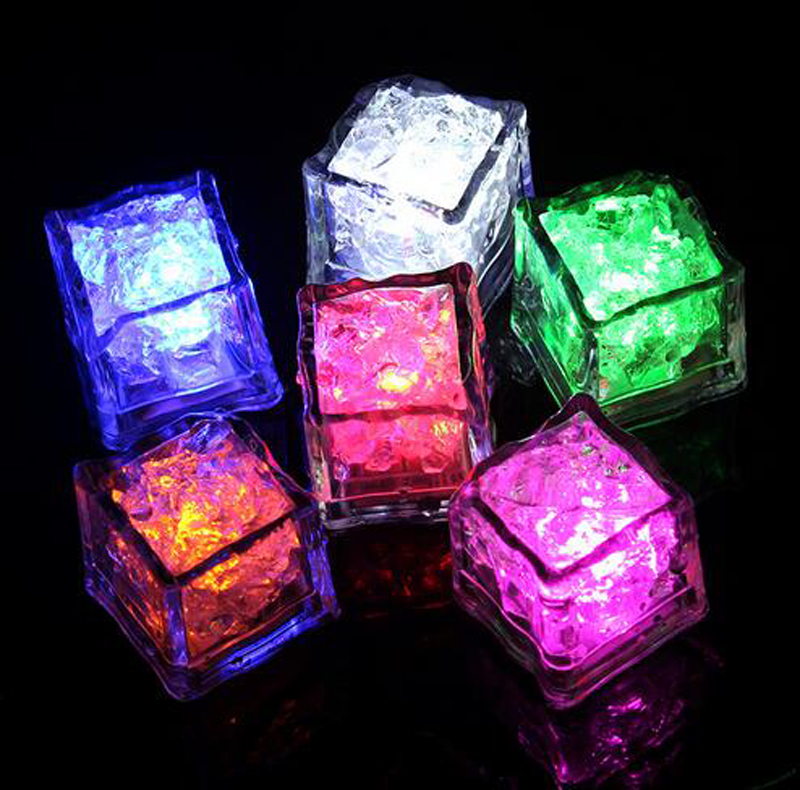 LED Gadget Aoto Colors Mini Romantic Luminous Artificial Ice Cube Flash Light for Wedding Christmas Party Bar New Year Decoration