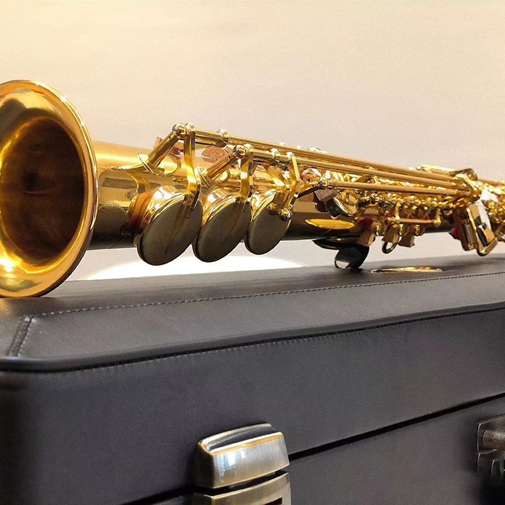 Hochwertiges 82Z B-Sopran-Saxophon mit geradem Rohr und lackiertem Goldmessing, original japanisches Struktur-Jazzinstrument