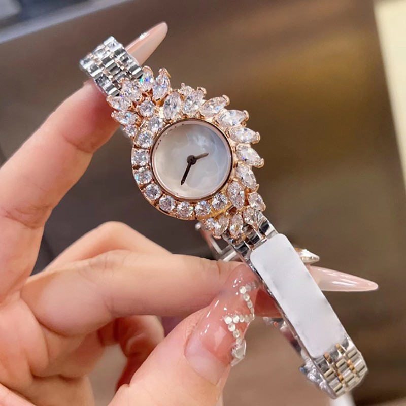 Premium Jewelry Watch Damklocka 18K vitguld Roseguld 3,84 karat Diamantstorlek 26 mm * 7,8 mm