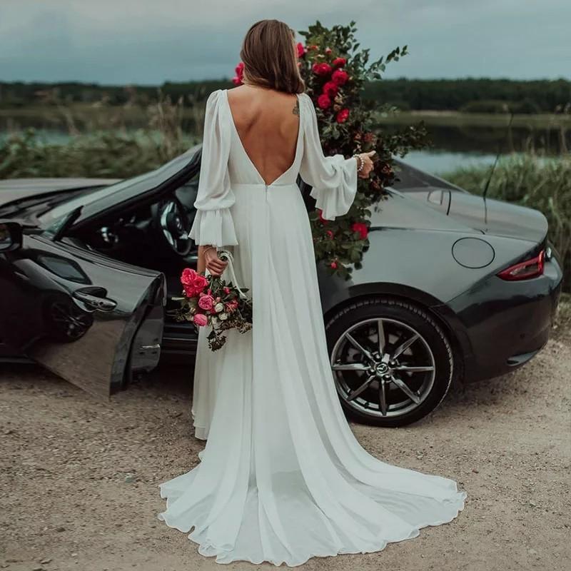 2023 Abiti da sposa sexy Bohemain Beach taglie forti Scollo a V maniche lunghe Spacco laterale alto Abito da sposa in chiffon da spiaggia Abito da sposa