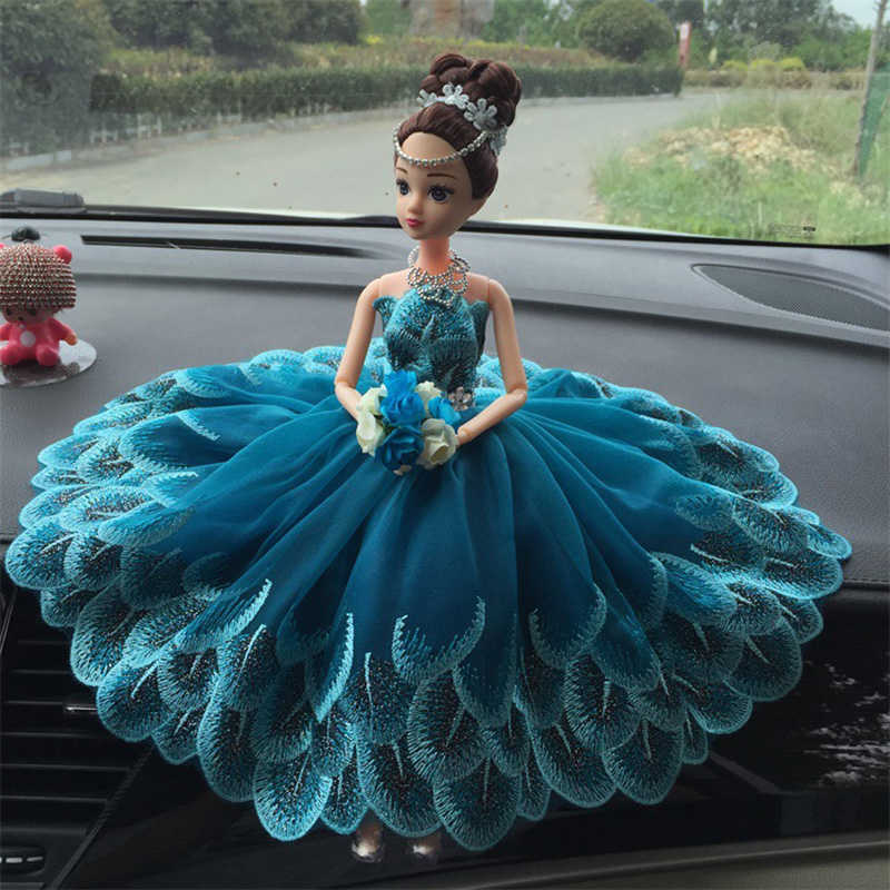 Nouvelle voiture ornements dentelle robe de mariée princesse poupée ornement dame voiture décoration voiture style jouet cadeau d'anniversaire