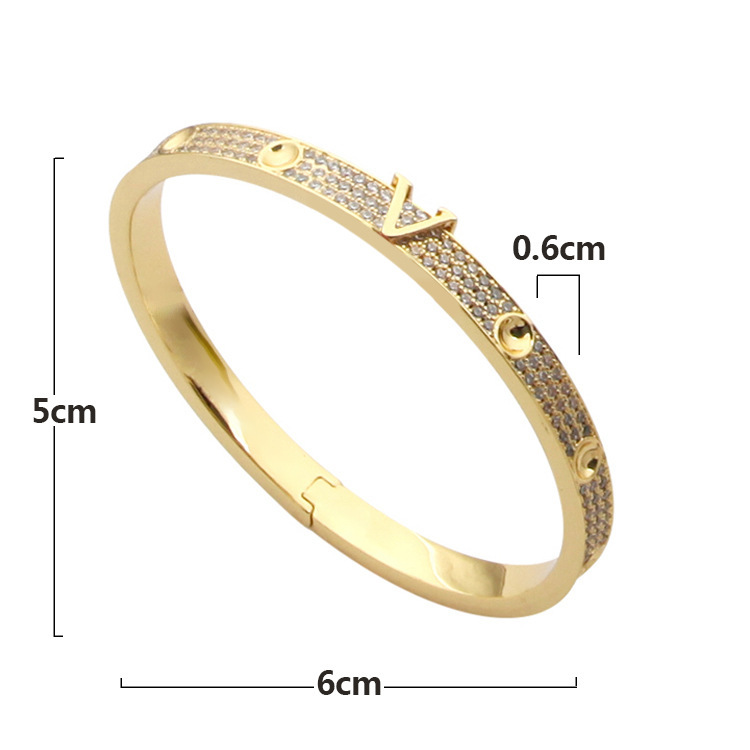 チタン鋼 V 文字溝ラウンド爪フルダイヤモンドブレスレット 18 K ゴールドメッキ女性のバングルデザイナージュエリー