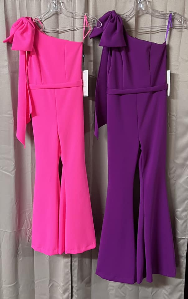 Jumpsuits Tot de grond Bloemenmeisjesjurk Verkiezing Prestatie 2024 One-Schouder Junioren Schattig Galajurk Chiffon met Strik Leuke Mode Bell Flare Broek Fel Roze Paars