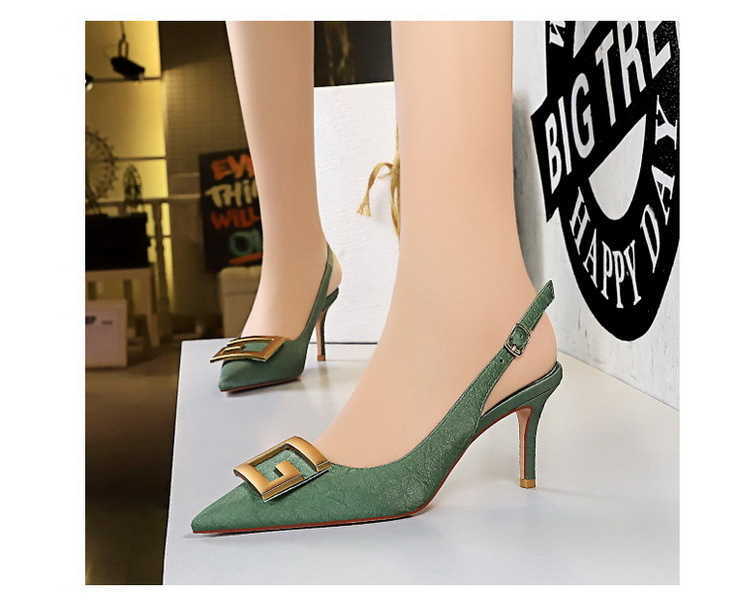 Sapatos sociais femininos de salto alto e bico fino sandálias de salto alto com fivela de metal verde preto branco