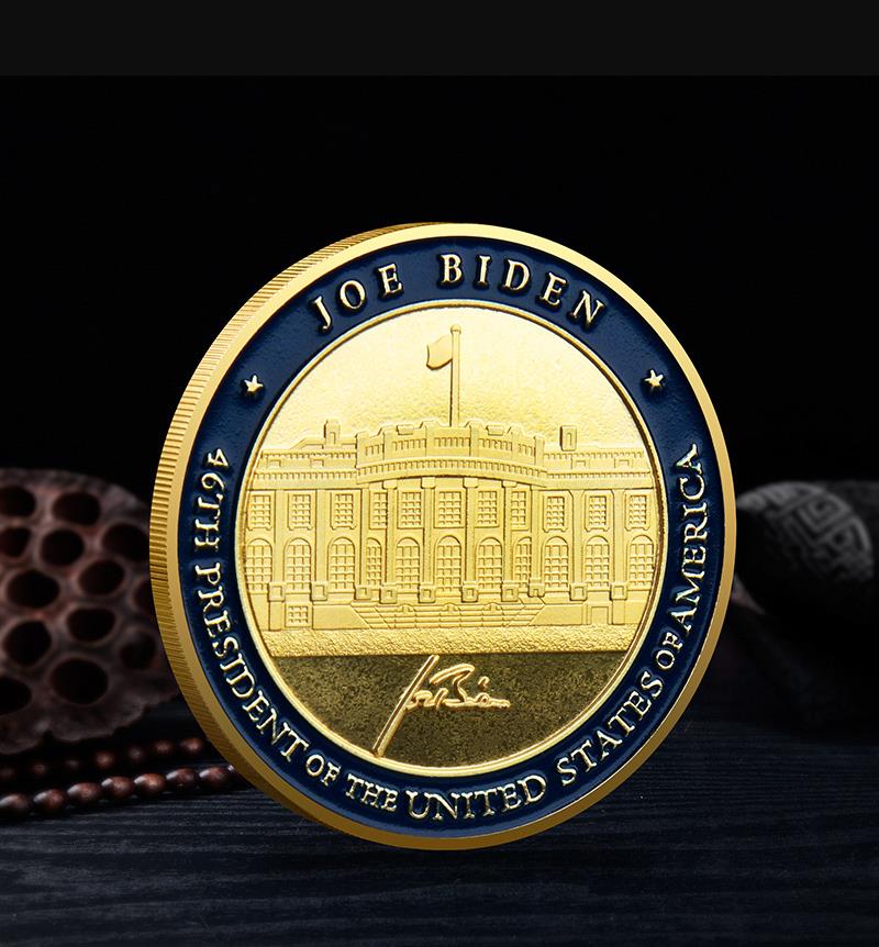 Arts and Crafts Painted color gold plated Commemorative coin