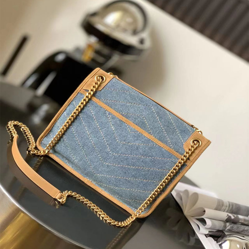 Classic Style Washed Denim bag Luxuries Designers Women Bags Pochette Luxury Bag Puffer Chain  Crossbody Folds Flap Envelope Messenger Blue GM Size