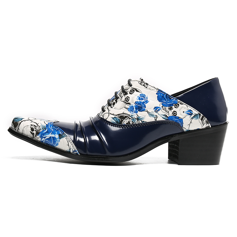 2023 Moda Plus Size Sapatos sociais masculinos de dedo do pé pontudo floral para festa de casamento masculino sapato brogue formal couro genuíno masculino sapatos oxford