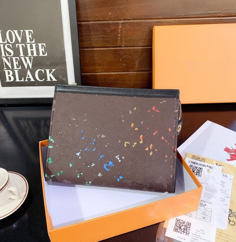 Luxury Bags Unisex Wallets Clutch Bags Pochette Voyage Plaid Color Letter Wash Bag Women Zipper Purses Mens Storage Wallets Pocket Wallets Card Holder Handbags