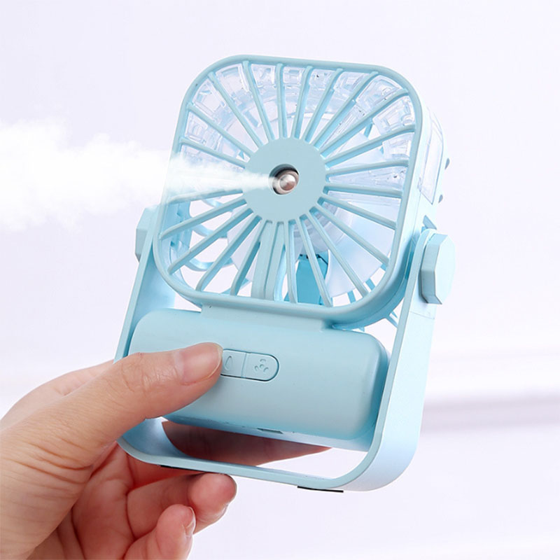 Ventilador pequeño con rociador de escritorio, mini ventilador de escritorio para estudiantes en casa, ventilador portátil para exteriores