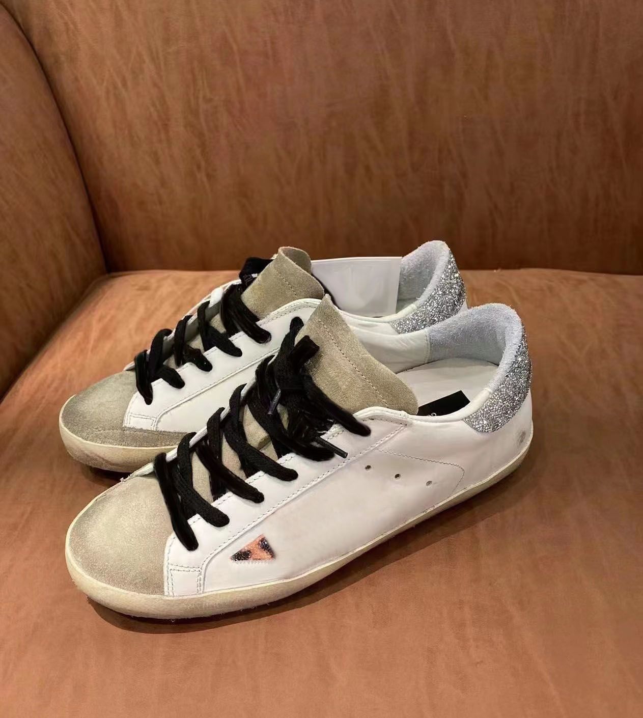 2023 designer or chaussures femmes super star baskets marque hommes casual nouvelle version luxe chaussure sequin classique blanc faire vieux sale chaussure décontractée à lacets Designer sneaker