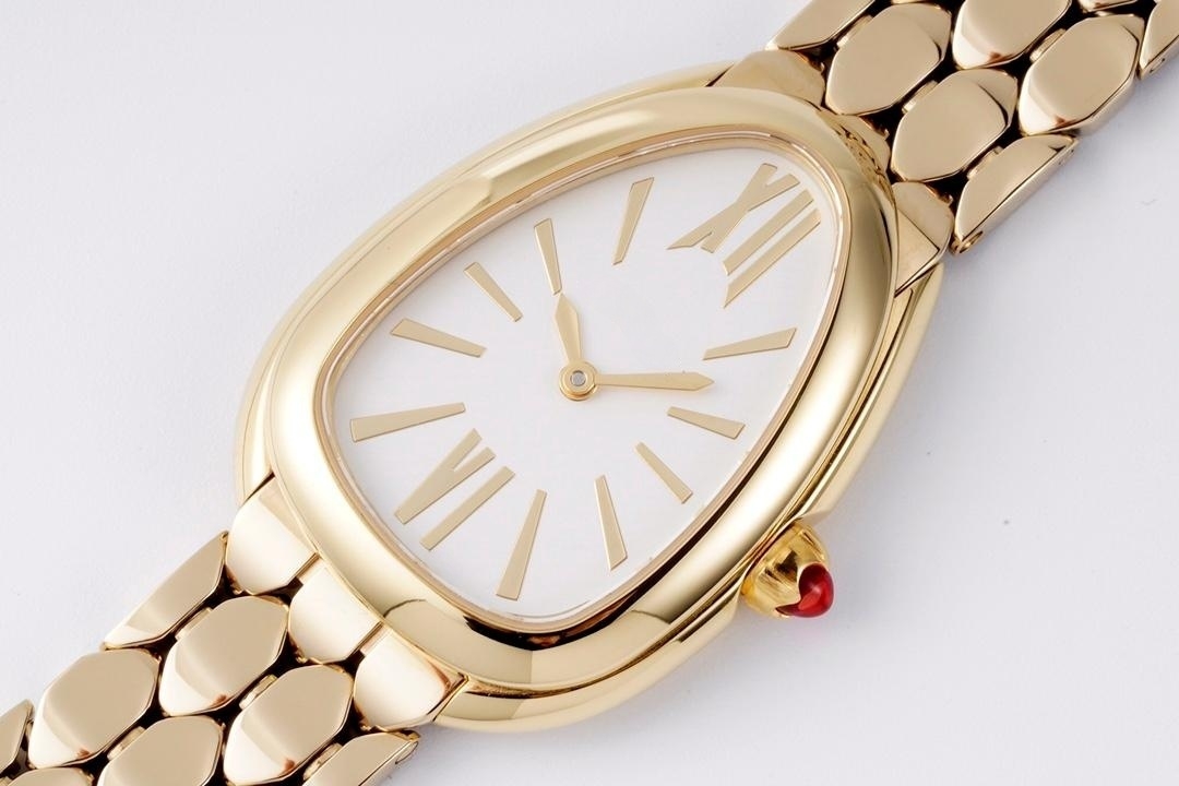 New Luxury Women' Exquisite and Fashionable Imported Quartz Movement Stainless Steel Band 33mm