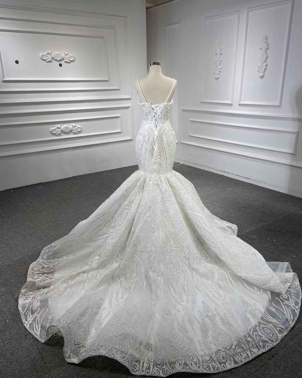 Sexy Spaghetti Straps Mermaid Wedding Dresses Vintage Sleeveless Pearls Bridal Gowns Custom Made Party Dress Vestido De Novia