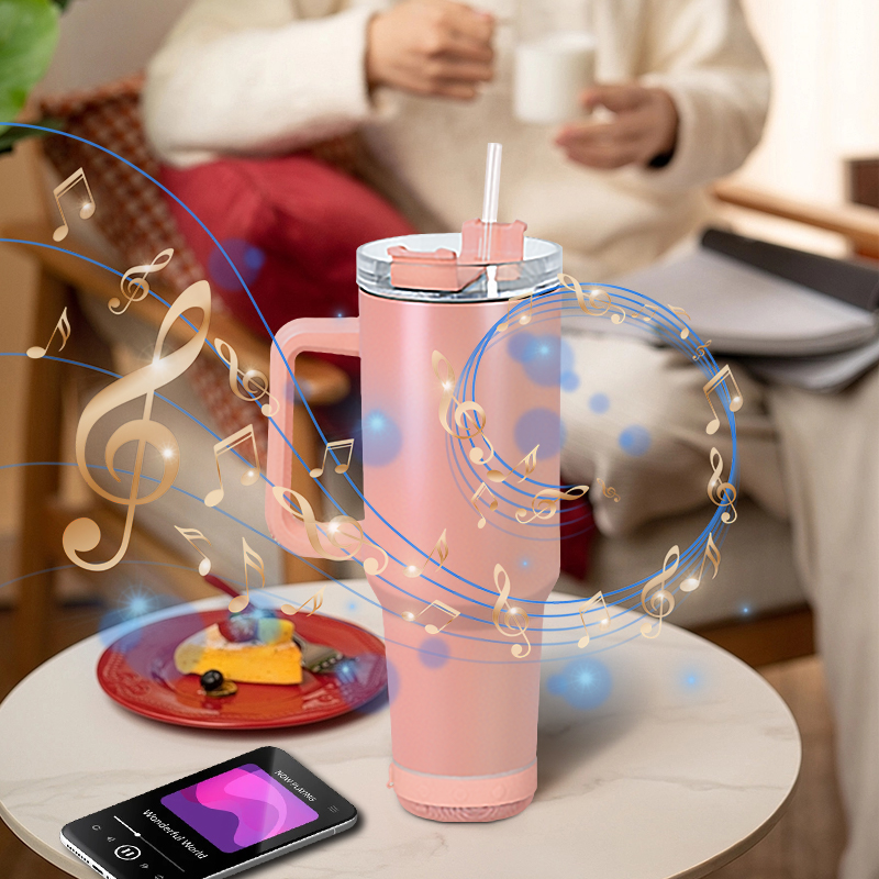 40oz Sublimatie Bluetooth-luidspreker Tumbler Macaron Matte Tumbler met luidspreker Draadloze intelligente muziekbekers Roestvrijstalen slimme waterfles met handvat