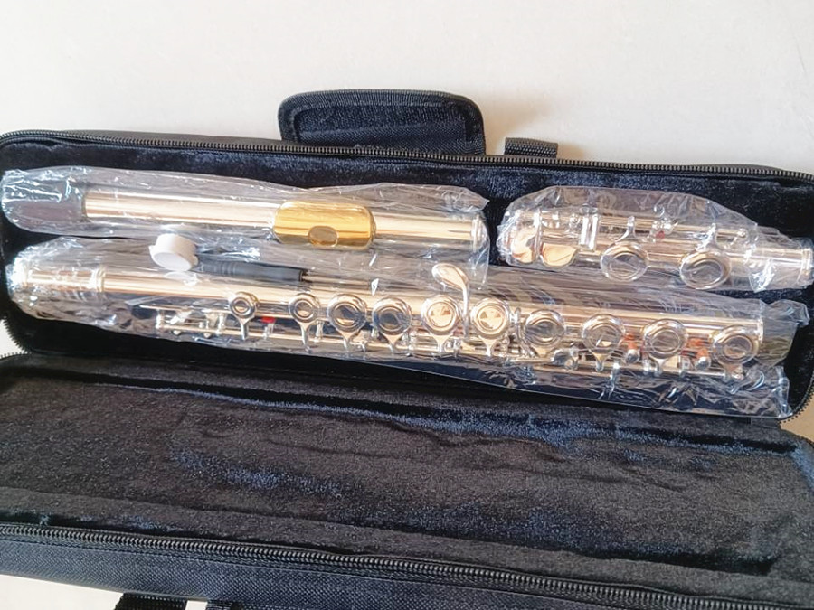 Topp flöjt YFL212SL 16 hål med E Key Silver Plated Flute C Key White Copper Flauta Transversal Music Instrumentos