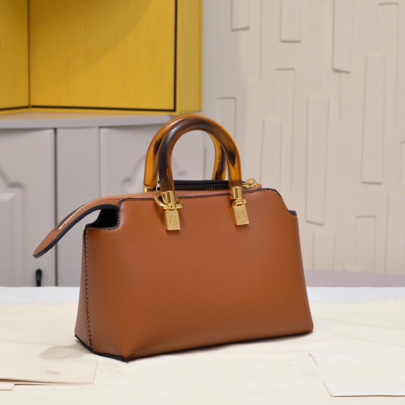 2023 Yüksek Boutique Cowhide Kadın Çantası Yeni Tasarımcı Blue Siyah Plastik İki El Tasar Bir Omuz Crossbody Çanta Lüks Marka Boş Zaman Moda Stili