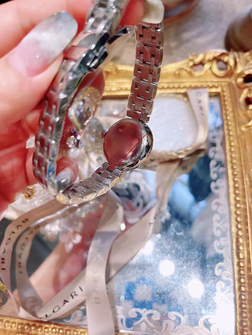 Modeontwerper dameshorloge quartz uurwerk 316 roestvrijstalen kast klein rood boek twee kleuren