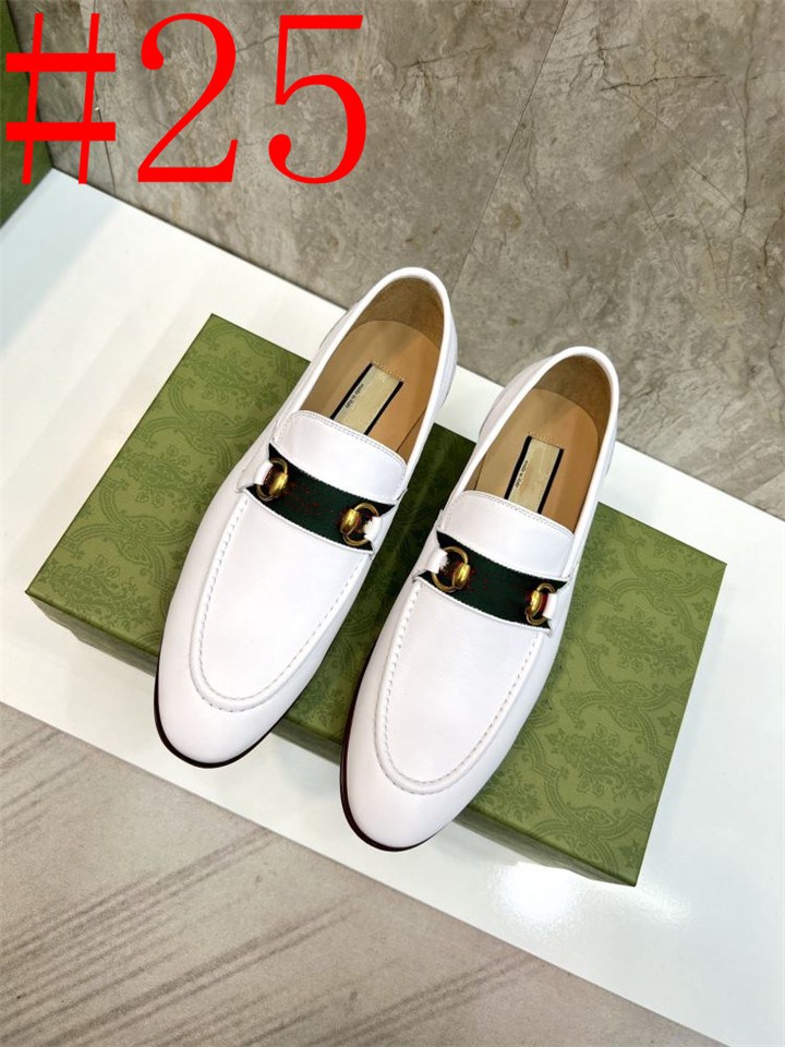 5A Original Box Luxury Designer Fashion Pointed Black Blue Red Velvet Shoes Men Casual Loafers Formell klänning Skodon Sapatos Tenis Masculino