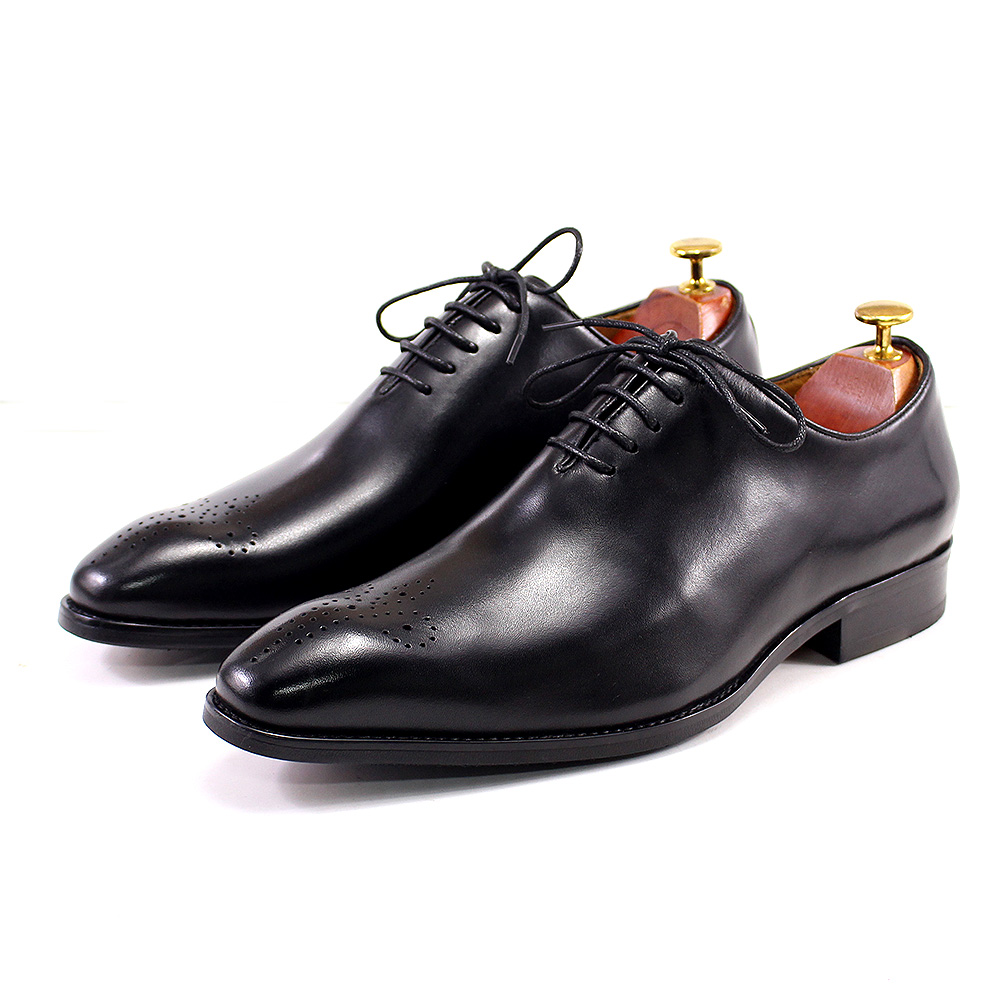 Classic Mens Calfskin Vobe en cuir authentique Coup à lacets Porte-up Pointy Brown Black Business Office Formel Shoes Forme
