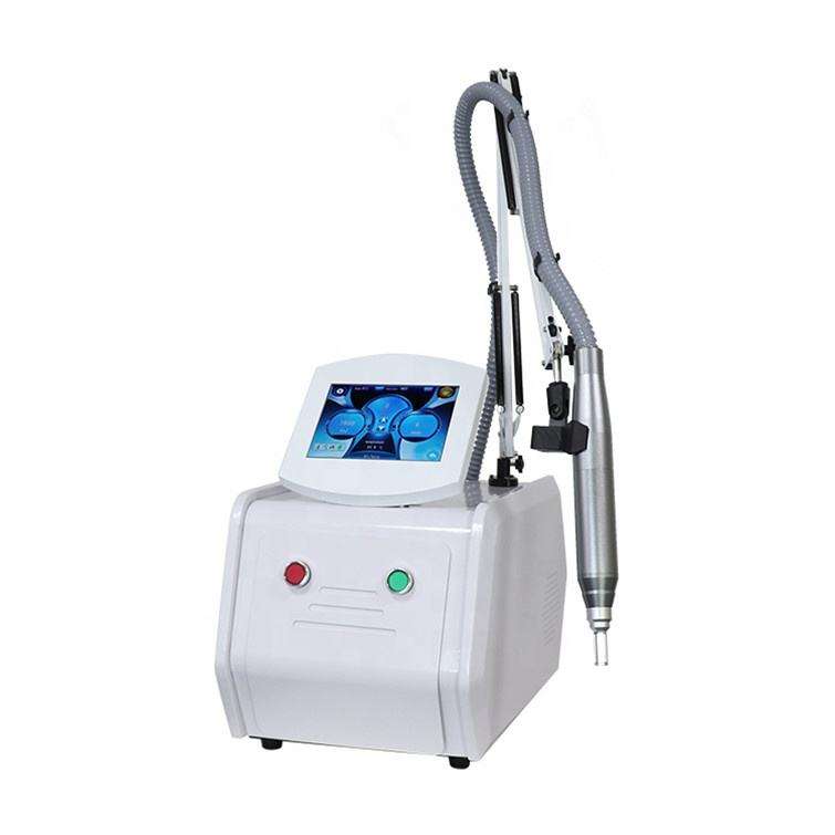 Portable Q commuté Nd YAG 1064nm 532nm 755nm 1320nm Pico Laser Machine Détatouage Bras coréen Picoseconde Laser Traitement de l'acné Resserrement de la peau Blanchiment de la peau