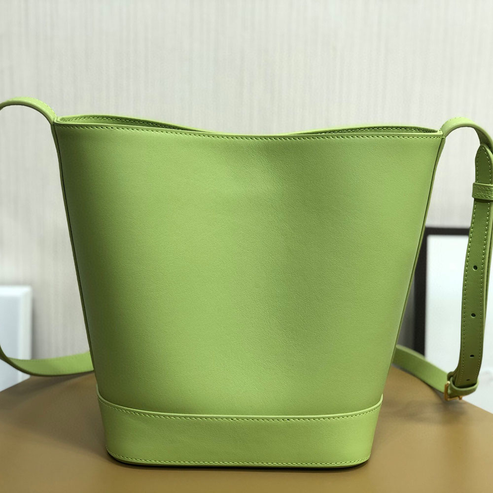 2023 Bolsa feminina de couro de primeira classe popular nos mercados europeu e americano Novo médio branco verde marrom azul estilo leve marca de luxo moda tendência moda