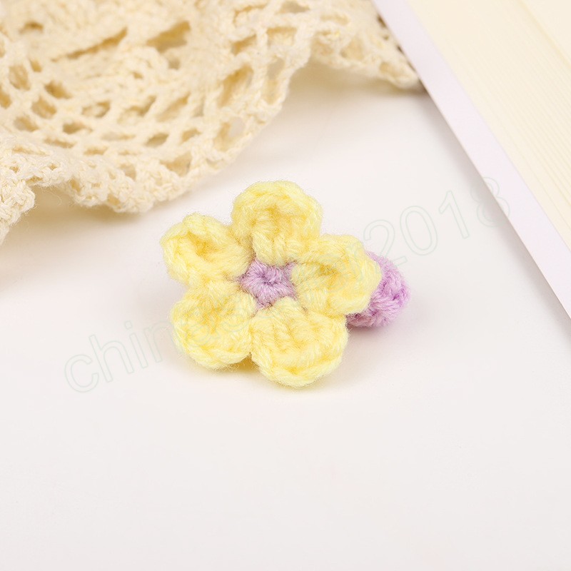 Anneaux de fleurs au crochet anneaux floraux doux colorés pour enfants filles fleurs à tricoter bagues enfants cadeau décor accessoires