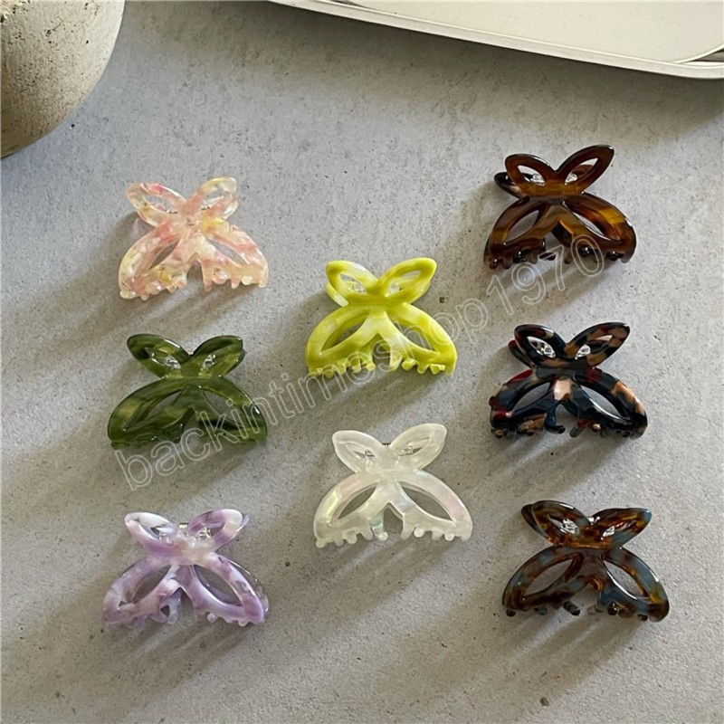 Cute Hollow Butterfly Hair Claws Fashion Sweet Women Girls Plastic Ponytail Clip Small Hair Clip Hair Accessories