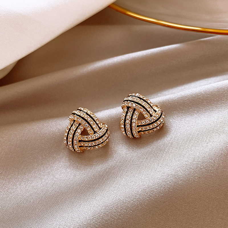 Stud Exquisite Zircon Small Triangle Ear Studs for Women Geometric Pearl Heart Shape Earrings Fashion Party Jewelry Gifts J230717