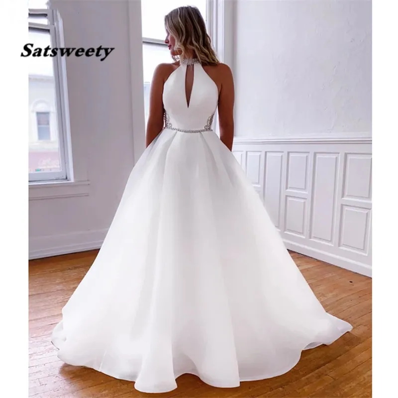 Linia Białe suknie ślubne organzy proste heyhole wysoko szyi kryształy ślubne sukienki ślubne szata de mariage z kieszeniami