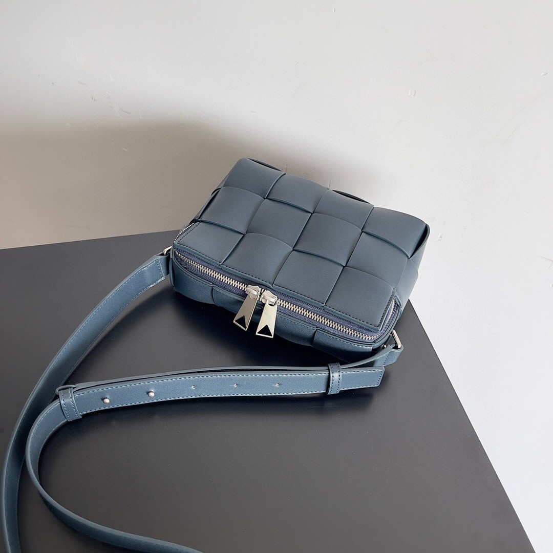 Hot Selling Hoogwaardige lederen geweven crossbodytas voor dames, luxe merkontwerp, mode, casual, grote capaciteit, enkele schoudertas of crossbodytas, gratis levering