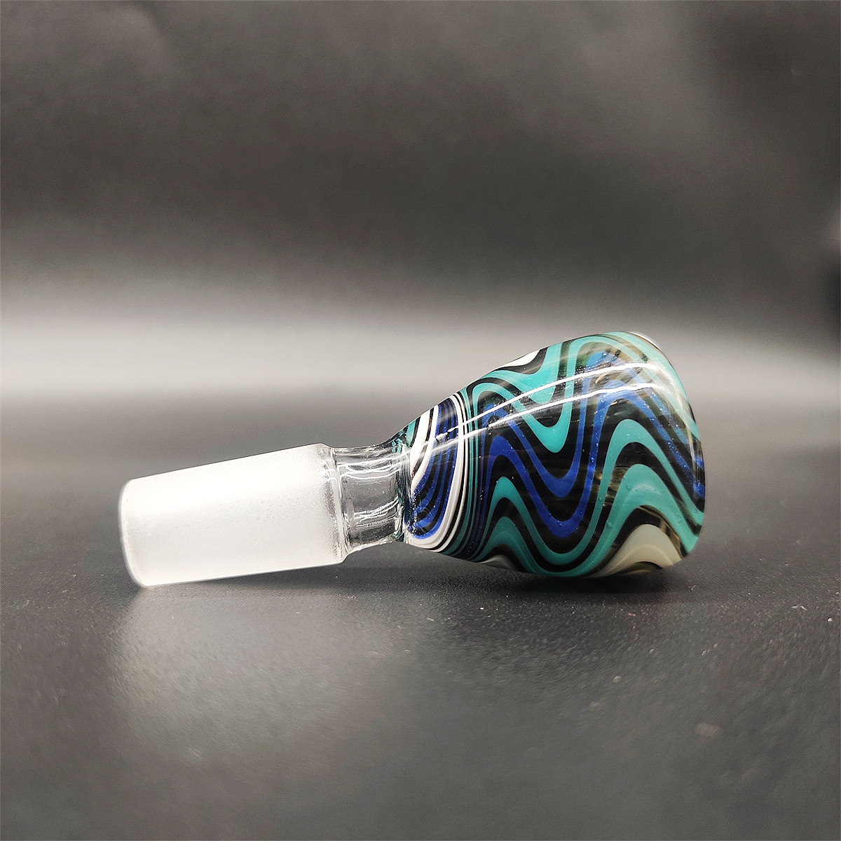 2023 Perruque Wag 14mm Épaisseur Bol Pièce Bong Glissière En Verre Conduites D'eau Crème Teal Noir Blanc Multi Couleur Mixte Noir Pointe Diapositives Heady Bols Colorés Homme Fumeur Accessoire