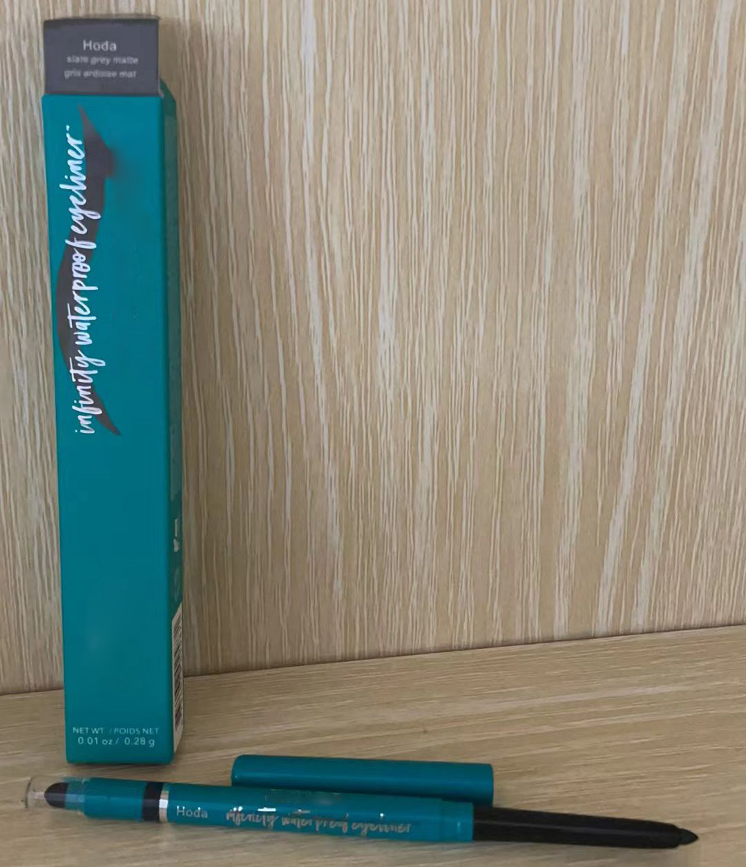 Schwarzer braun grauer mattem Eyeliner Stift Infinity wasserdichte Eyeliner 0,01 oz/0,28 g